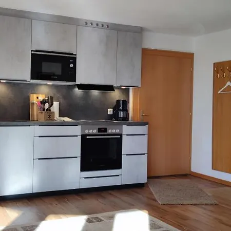 アパート Lili's フィス