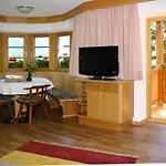 Lili's Apartman Fiss